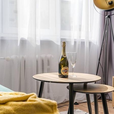 Uroczy Apartament 2 Pokoje - 10 Min Do Morza! Gdansk Ngoại thất bức ảnh